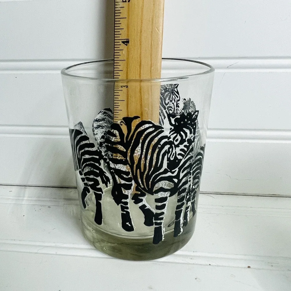 (2) Tastesetter MCM Lowball Whiskey‎ Glasses Elephant Zebra Print Vintage